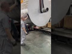 一定の温度と圧力制御、安定した冷却チルトローラーが完璧な成形を保証します