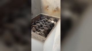 製錬準備用二軸アルミ箔シュレッダー