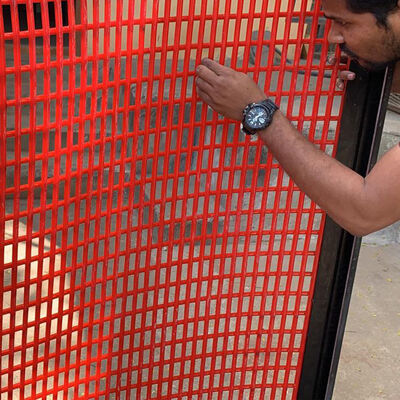 2.5mm PU Coated Tufflex Mining Screen Panel with 5mm Square Apertures and High Wear Resistance