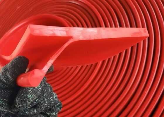 コンベアベルト ウレタン スカートボード 黒色 高張力 卸荷用