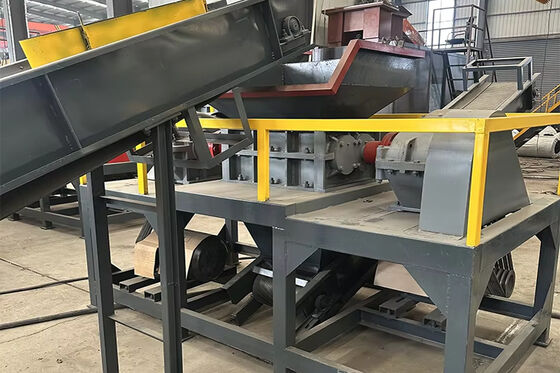 800-1500kg/h 硬いプラスチック塊のためのダブルシャフトシェードラー
